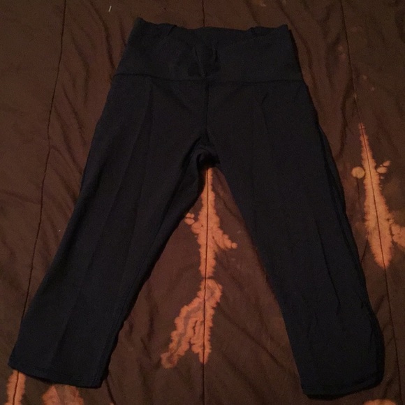 lululemon athletica Pants - Lululemon Navy Blue Train Times Crop